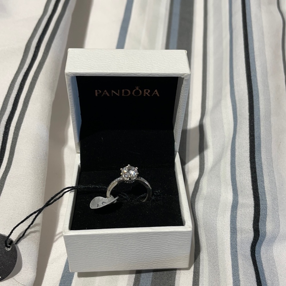 Pandora princess ring